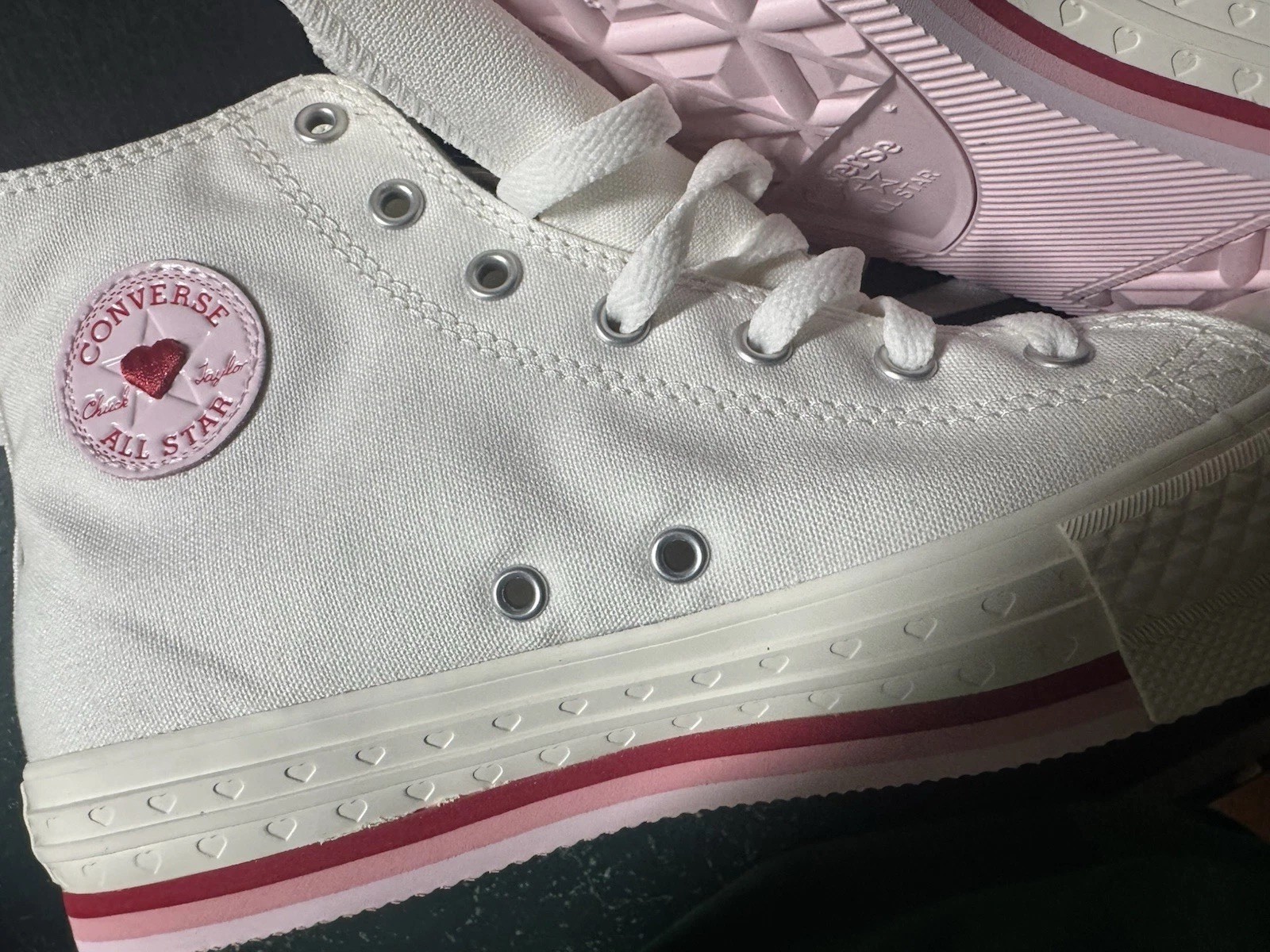 Converse Chuck Taylor Red White Pink Hearts High Top Sneakers - Big Kids 6 thumbnail 2