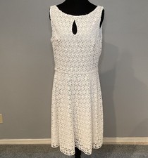 Taylor White Floral Lace Keyhole A-Line Dress - Size 10