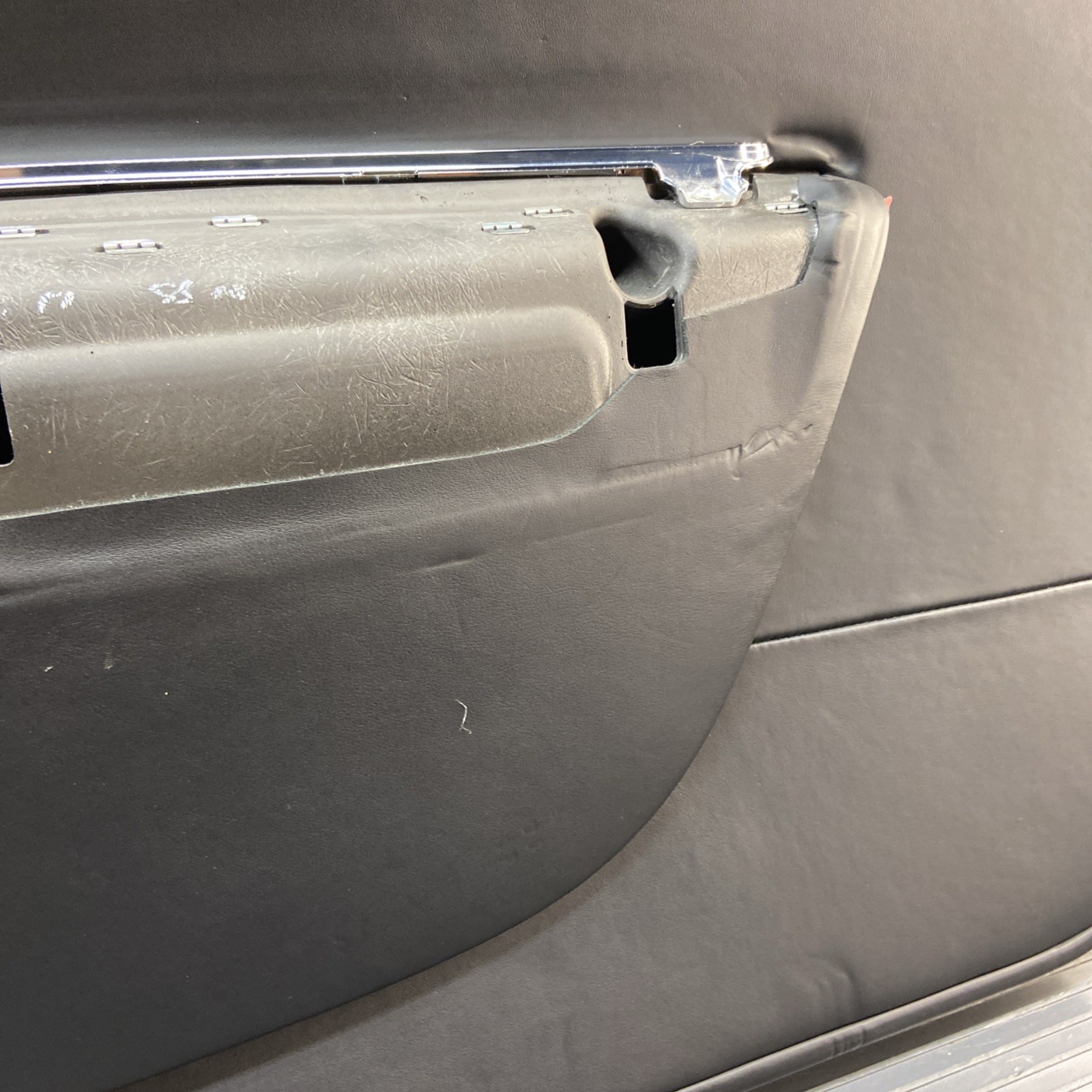 2016-2022 Rolls Royce Dawn RR6 Front Right Door Panel Leather Black OEM *NOTE*