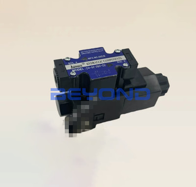 1PC NEW FOR JANUS Solenoid valve D4-02-2D2-D2 Directional control valve