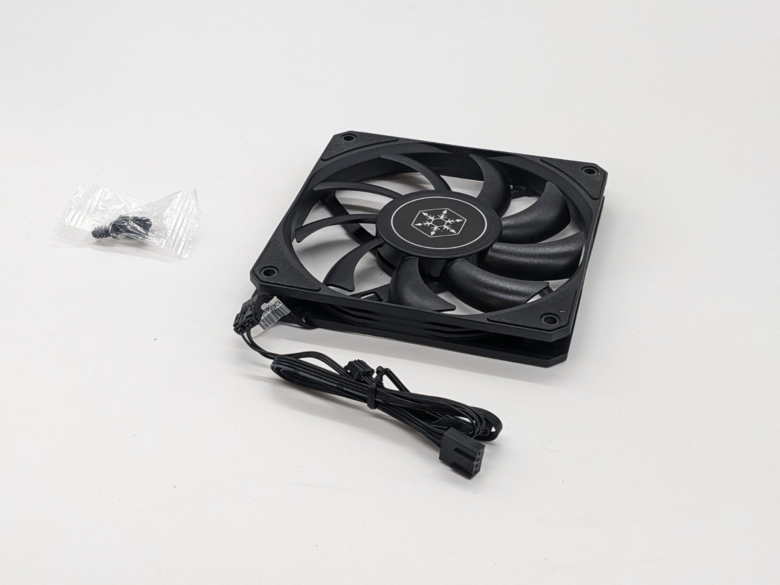 SilverStone Technology Air Slimmer 120 enhanced 120mm slim fan PWM SST-AS120B