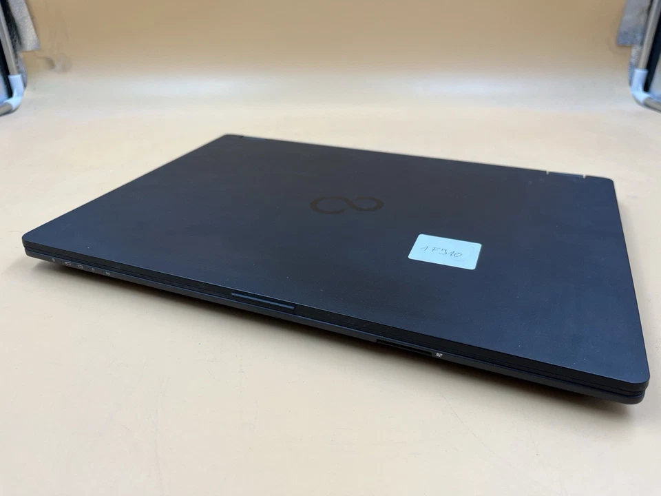 Fujitsu LifeBook U747 i5-7200U 8GB RAM 256GB SSD Win 10 Laptop Notebook - Bild 2 von 4