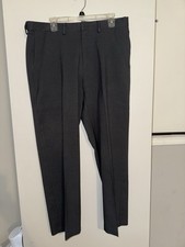 Haggar Men's Classic Fit Premium Comfort Dress Pants Gray Pleated 36W Twill