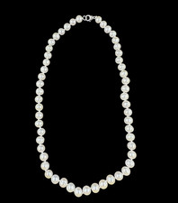 Faux Pearl White Beaded 17" Necklace - Nice Weight A96