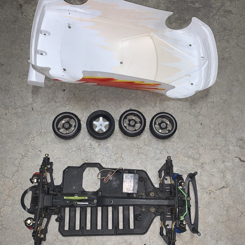 Vintage Rc car  Xxxs  Team Losi Rc xxxs XXX S Parts