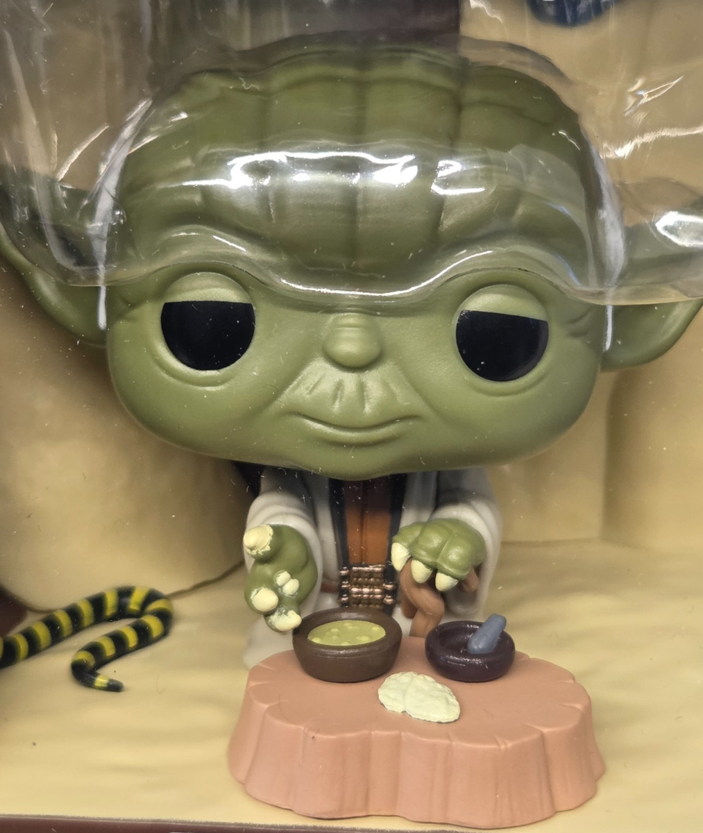 YODA IN HIS HUT - Star Wars Funko POP! Nooks Collectible