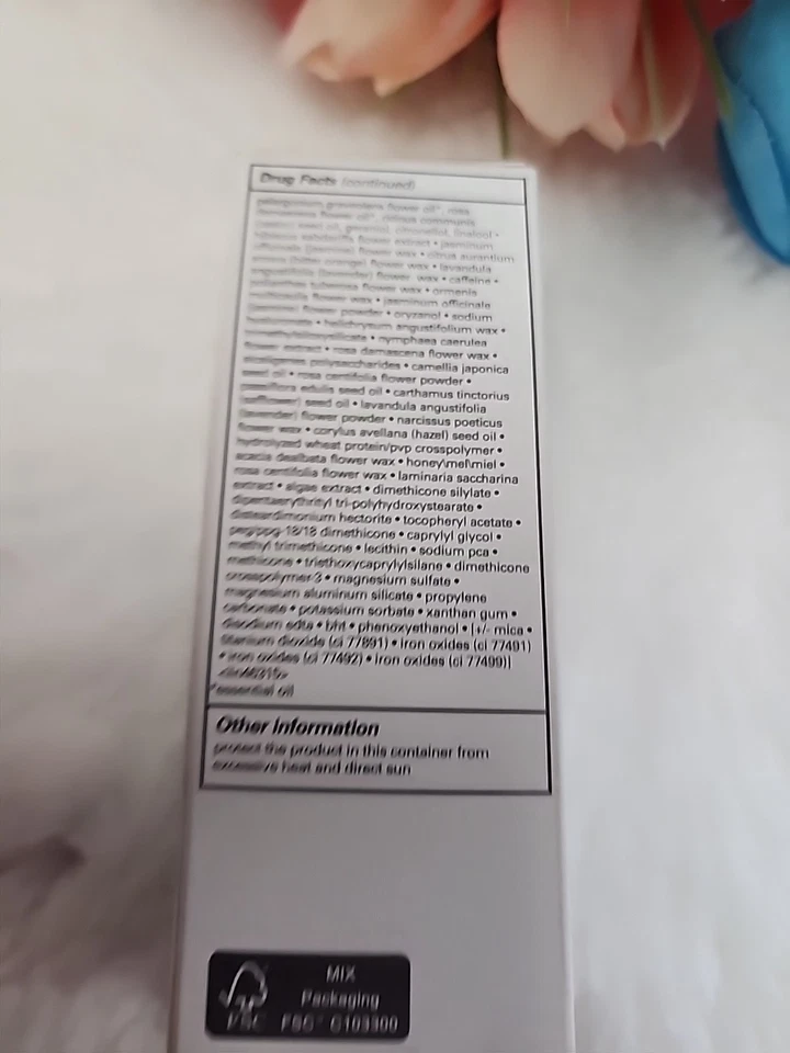 ORIGINS PRETTY IN BLOOM SPF20 Long Wear Foundation Shade 710 Very Deep Cool - Image 4 of 4