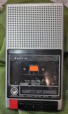 Vintage Sanyo Cassette Recorder Model Slim 8... Tested. Batteries not included