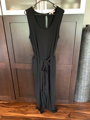 black jumper pants outfit