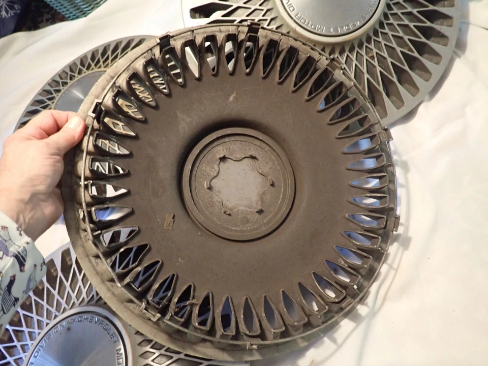 Juego de 4 Tapacubos Tapacubos Encaje Chevy Chevrolet Lumina Car #10119573 15" pulgadas Foto 3 de 4