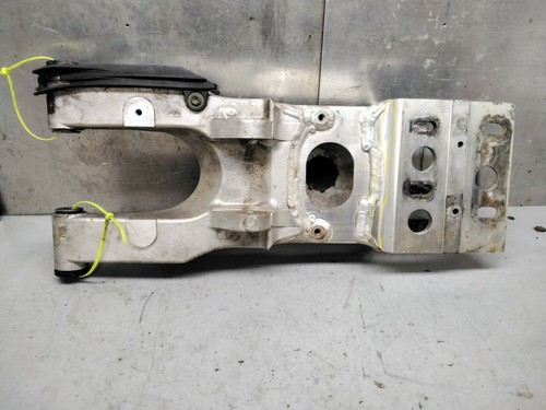 Suzuki ltz400 swingarm swing arm z400 kfx400 dvx400 ltz 400 *CRACKED* - 第 7/12 張圖片