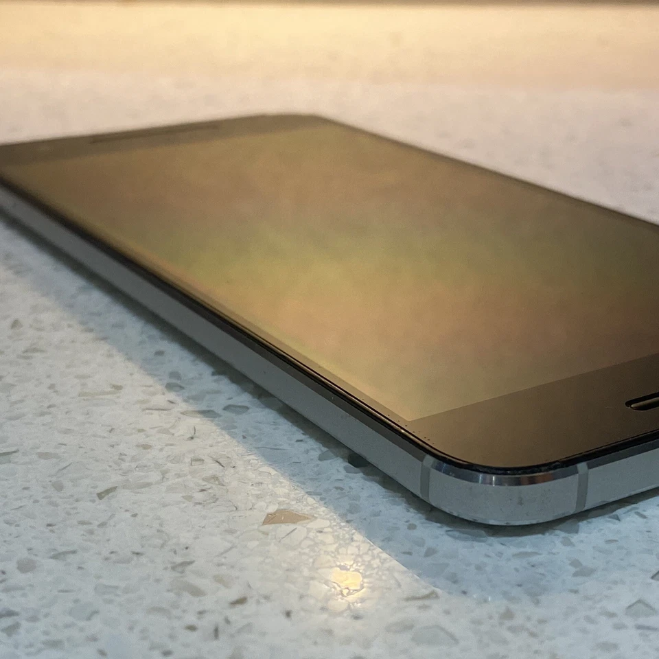 Huawei Nexus 6P - 32 GB - Silver - H1512 - #46 /DO - Image 4 of 4