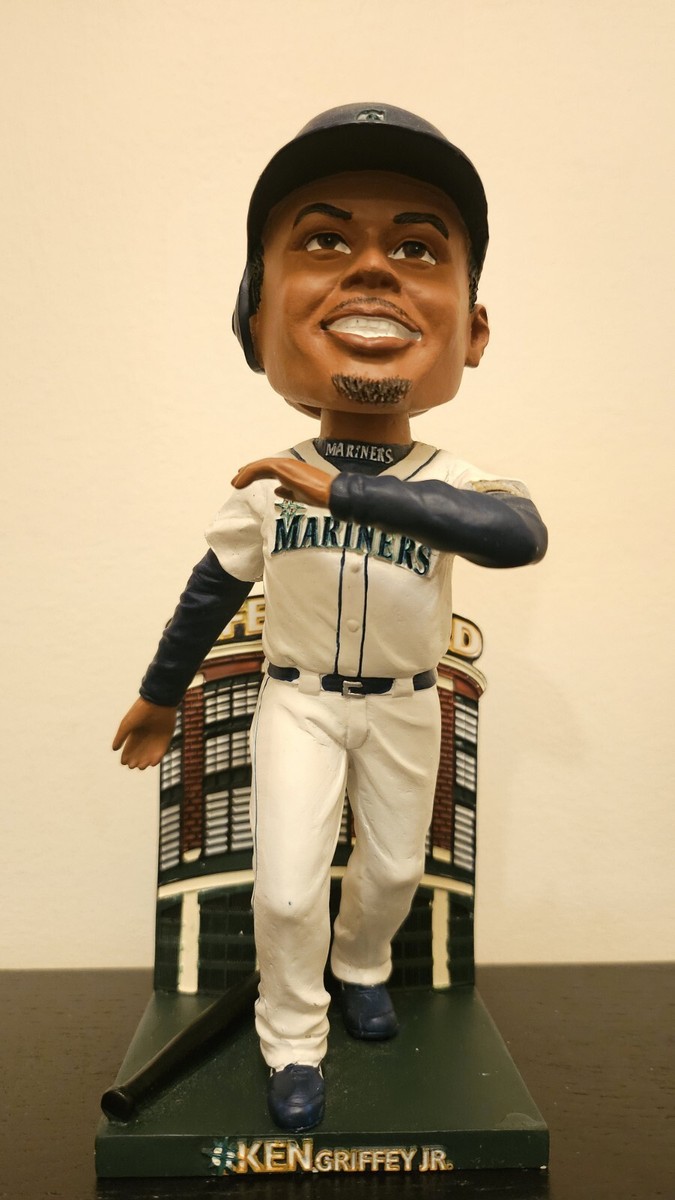 MLB 2009 イチロー SAFECO FIELD BOBBLEHEAD Seattle Mariners Ken Griffey Jr. Safeco Field Bobblehead