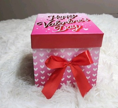 Valentine s Day Makeup Gift Set   15 New Sealed Items   Essence & Catrice