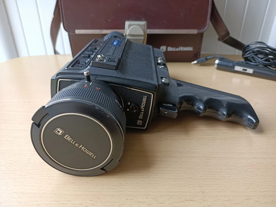 Camera Super 8 Bell & Howell - Filmosonic 1237/xl - vintage - 1970 - Photo 1/4