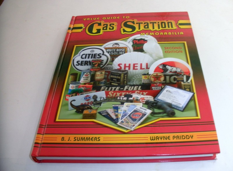 Value Guide to Gas Station Memorrbilla By Summers & Priddy