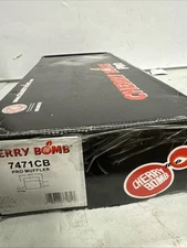 CHERRY BOMB 7471CB PRO MUFFLER 2 1/2" INLET 2 1/4" OUTLET CENTER / DUAL 16" LONG