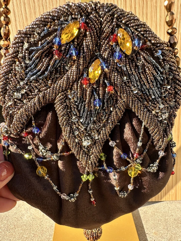 Vintage Brown Velveteen Beaded Evening Bag - Image 4 of 4