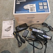 Panasonic PV-L353 Camcorder Palmcorder VHS 700x Digital Zoom Retro Old School