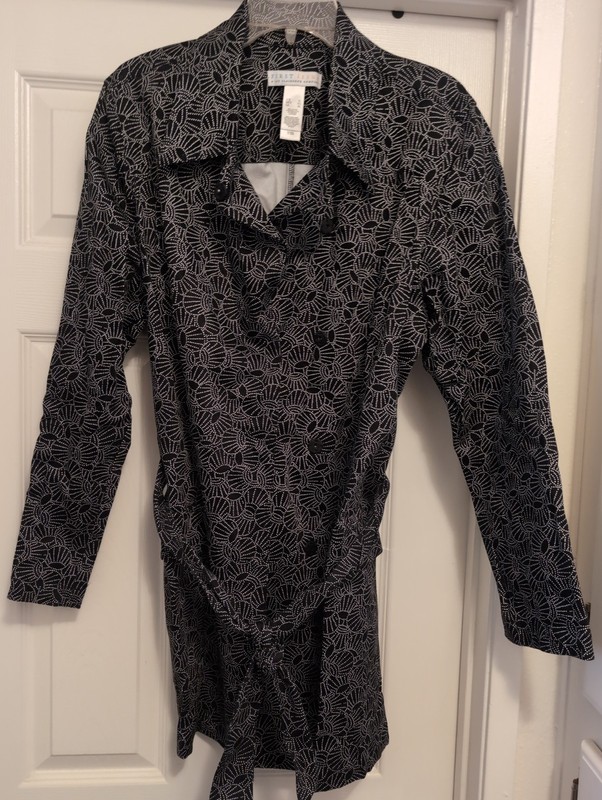 EUC Liz Claiborne First Issue Jacket, Black And White, XL X 33" Long,...