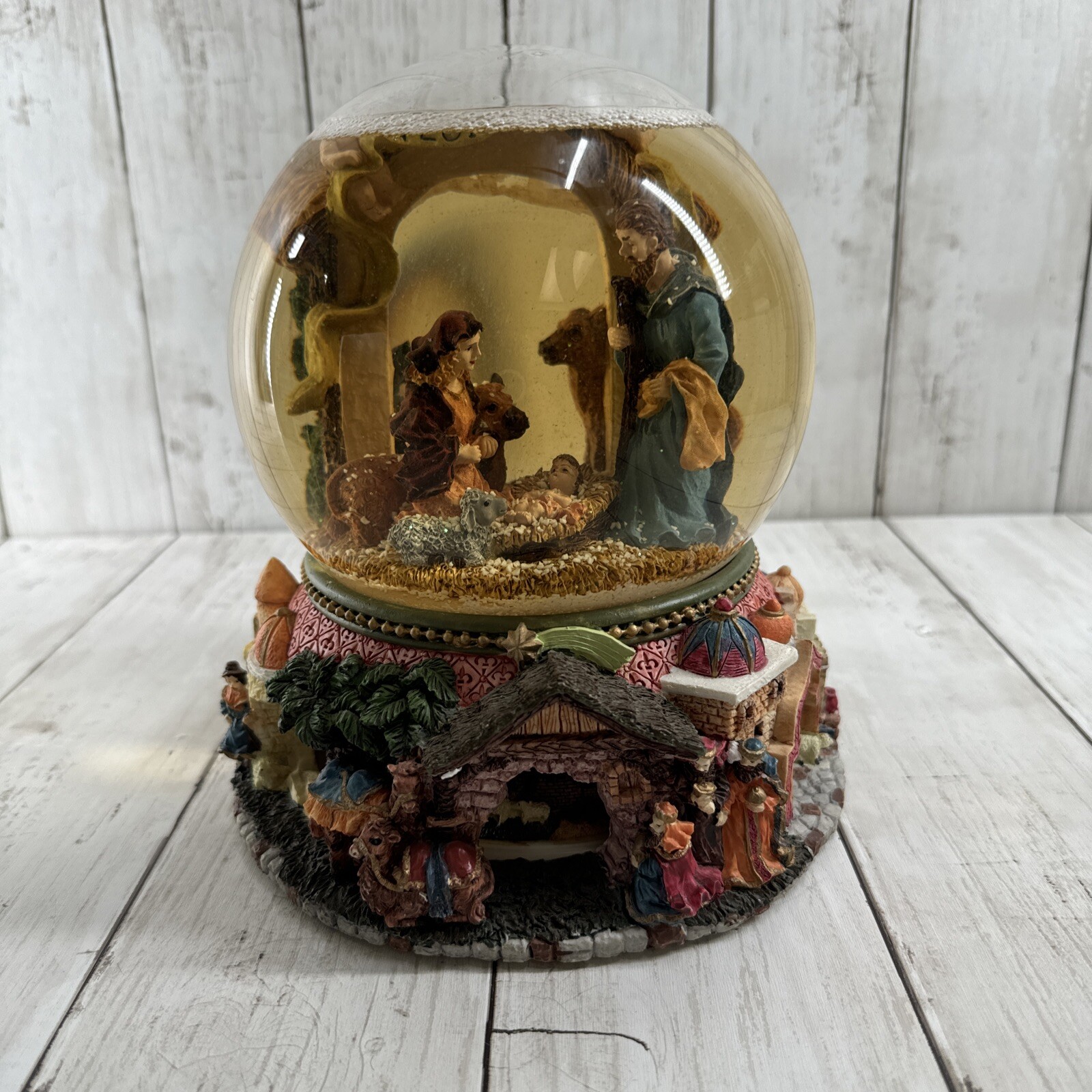 GRANDEUR NOEL Nativity Scene Musical Water Globe the First Noel Base Revolves