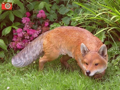 PROWLING FOX LEBENSGROSS. Ultra echte Haus & Garten Ornament. Vivid Arts. Atemberaubend