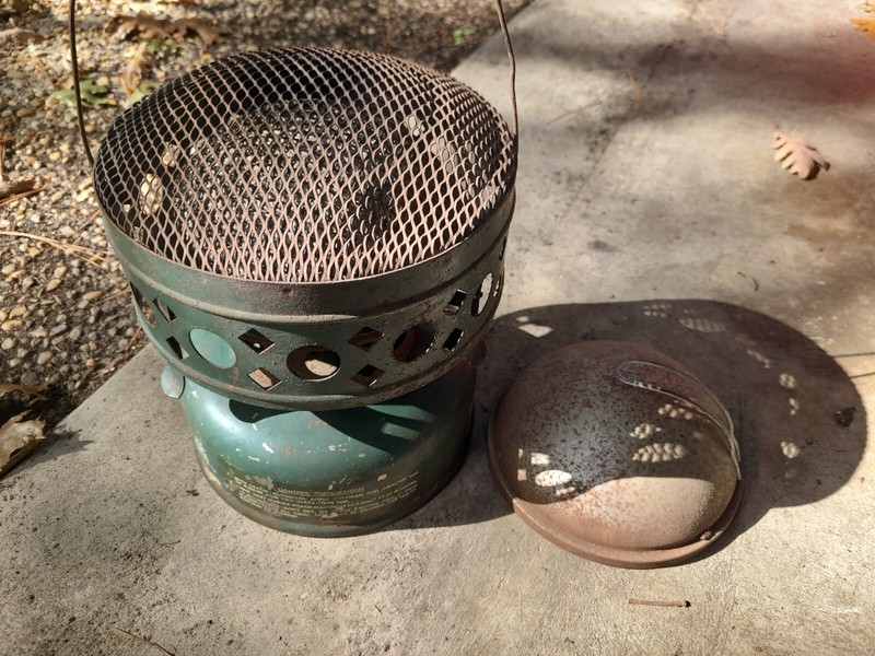 Antique Colman Model 512 Catalytic Heater 3500 BTU Date Code   4 1968