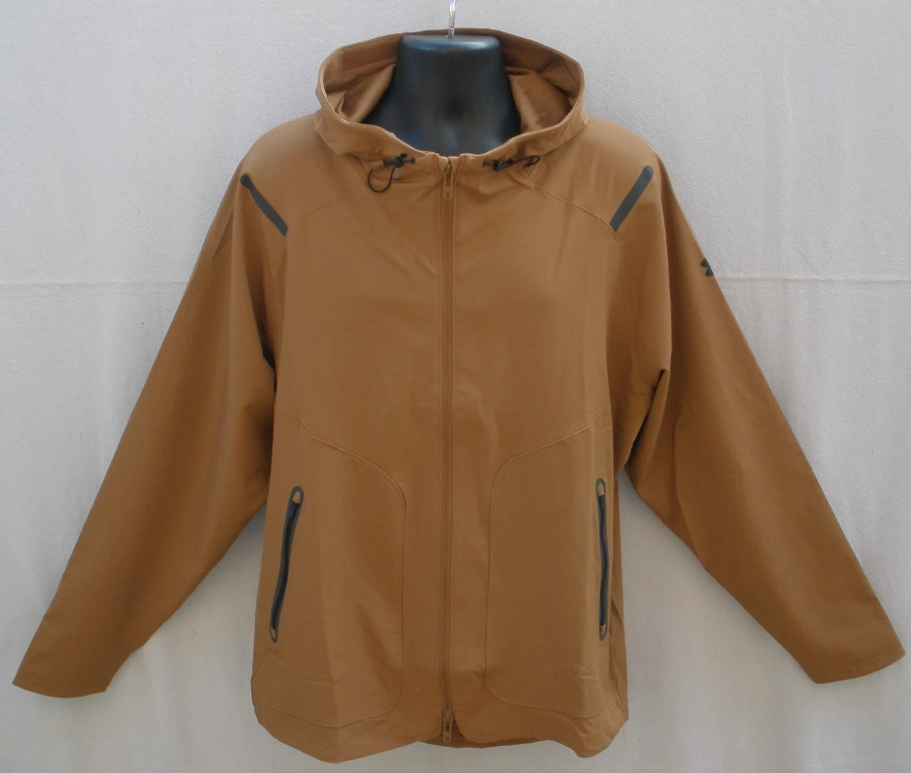 NEW UA UNDER ARMOUR UNSTOPPABLE JACKET 'STORM' IGHTWEIGHT HOODED MENS XL BROWN