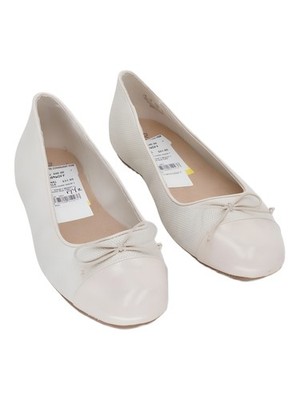 Dr. Scholls Wexley Bow Flats Off White Faux Leather Womens Size 7.5