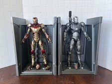 Marvel Diamond Select Iron Man 3 Iron Man Mark XLII & War Machine Complete
