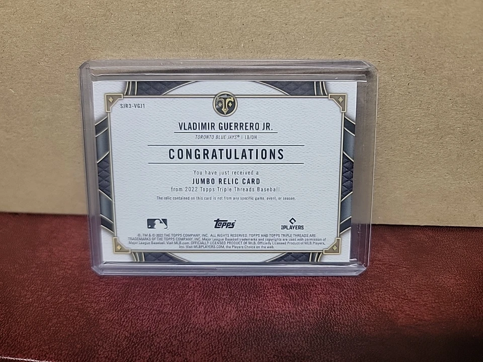 2022 Topps Triple Threads - Jumbo Relics Vladimir Guerrero Jr.  Amethyst /36  - Image 2 of 2