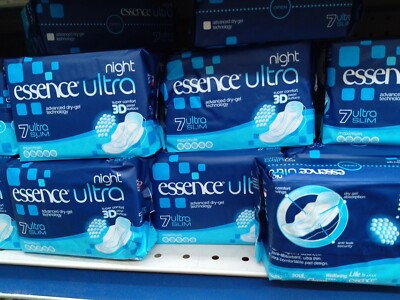 Essence Ultra Night Slim 3D Pads mit Flügeln. 10er Pack - 7 Packungen (70 Blöcke)