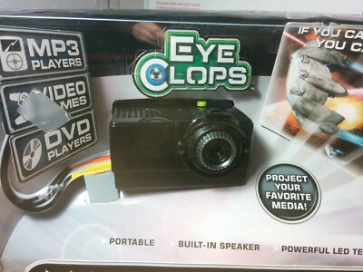 Vtg 2009 Jakks Pacific Eyeclops Mini Projector Big Screen Portable