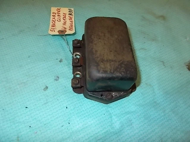 PACKARD CLIPPER 1954 REGULADOR DE TENSIÓN (6 VOLTIOS), PIEZA ORIGINAL.  K-311 Foto 2 de 4