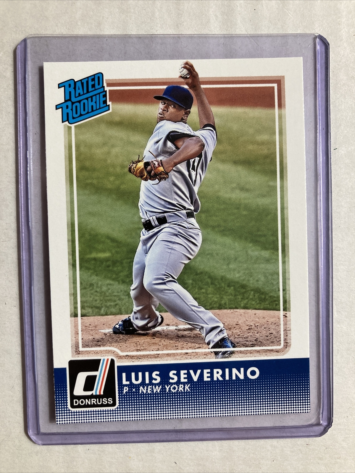 2016 Panini Donruss #40- LUIS SEVERINO Rated Rookie RC Card.