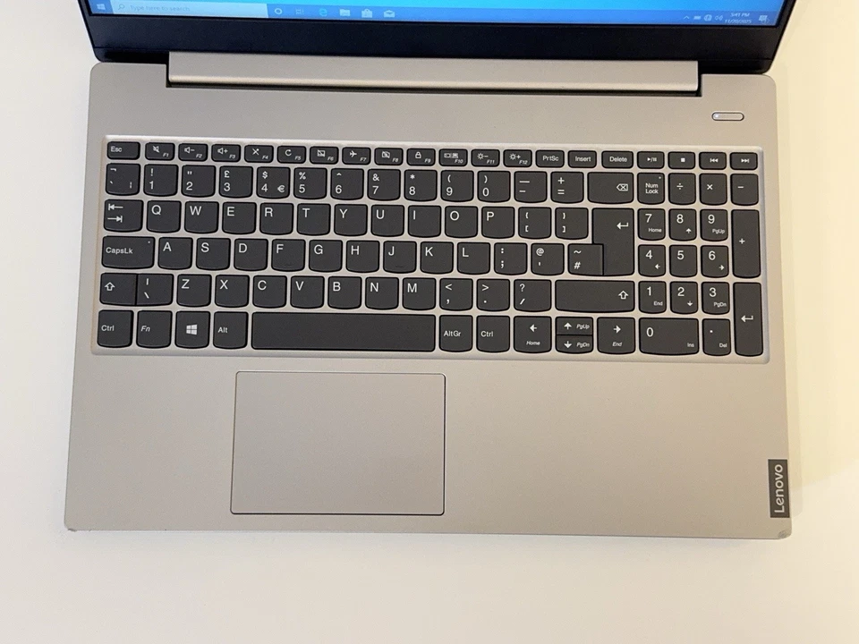 Laptop Lenovo IdeaPad S340-15IIL 15.6" i5-1035G1 8GB DDR4 250GB SDD Con Cargador - Imagen 3 de 4