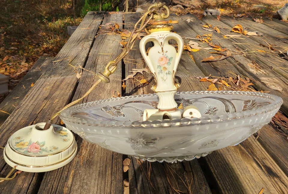 Antique Vintage 30's Art Deco Cabbage Rose Ceiling Light chandelier by Porcelier - Image 4 of 4