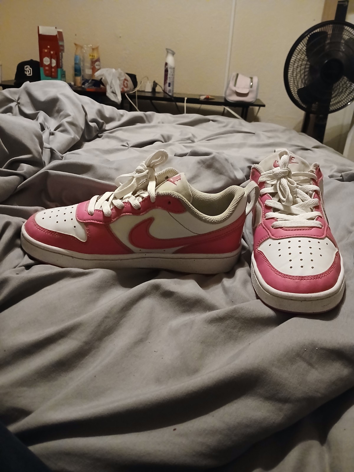 Nike Court Borough Unisex Kids Sneakers Pink/White Leather Low Top Lace Up 4.5 M