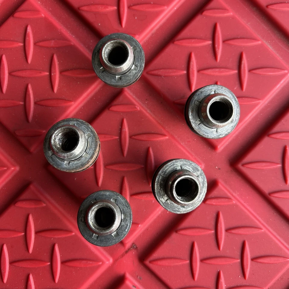 Jaguar XJ6 XJS XJ8 XK8 1988-2006 TUERCAS DE RUEDA Foto 2 de 2