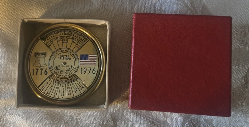 Vintage Jans of London 50 Year 1776-1976 Bicentennial Calendar / Paperweight