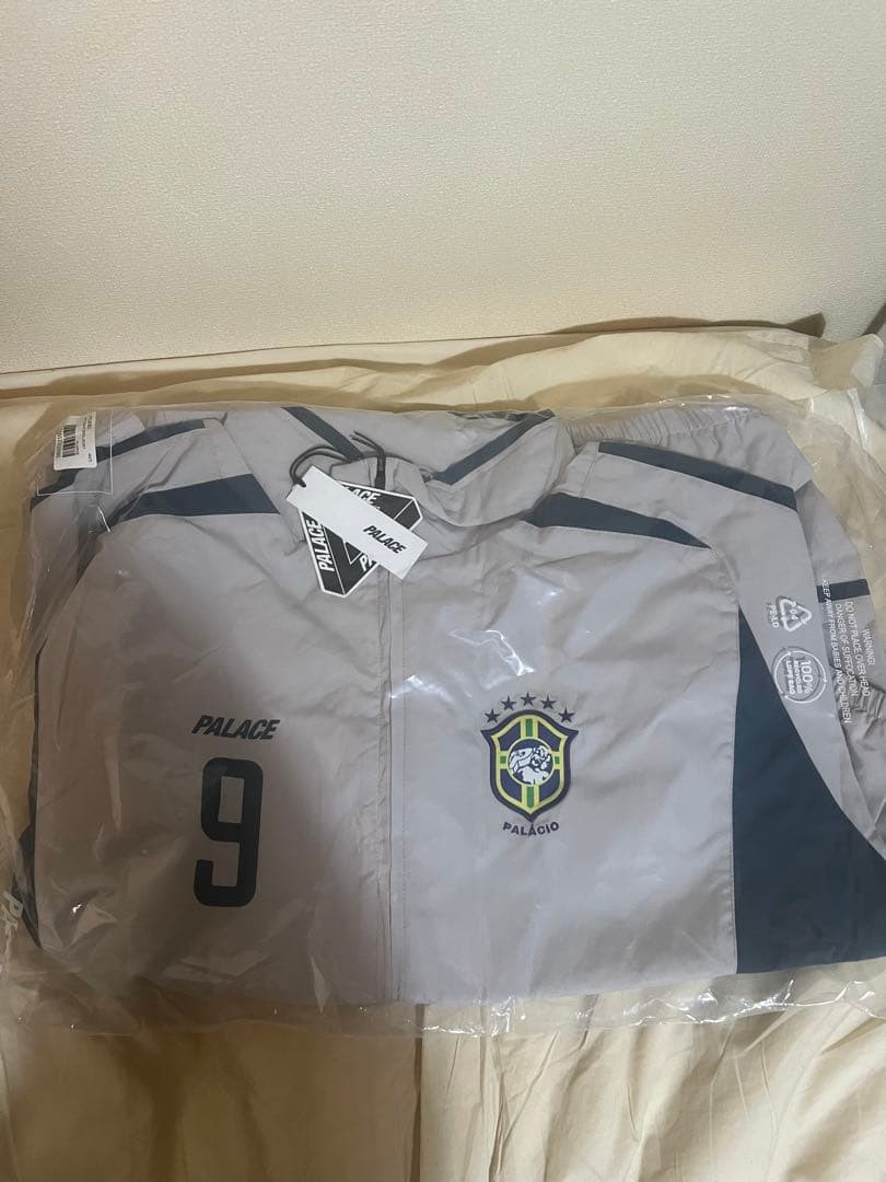 Palace Pro Team 02 Shell Jacket Light Grey XL Waterproof Hooded