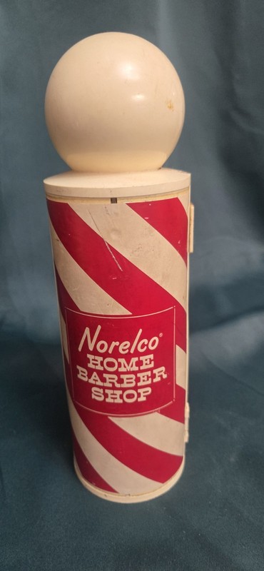 Vtg. 1960's Norelco Home Barber Shop Case, W/ Electric Razor, Gaurds And Inst.