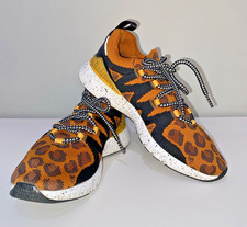 COLE HAAN ZEROGRAND OVERTAKE LITE ANIMAL PRINT KNIT RUNNING SHOES Womens