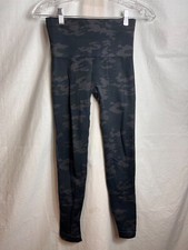 Spanx Women's Leggings Me Now Seamless Shapewear Green Camo Size Small SP 112121