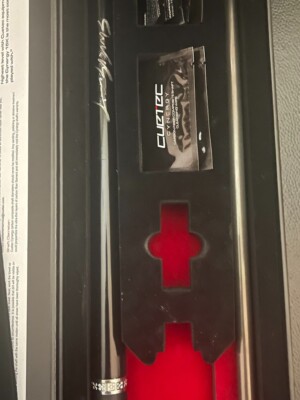 Cuetec Synergy Blackout VIP Signed Diamond Edition