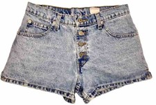 Women  s Vintage Jordache Jean Shorts Size 7/8 Exposed Button Fly 2  Inseam Light