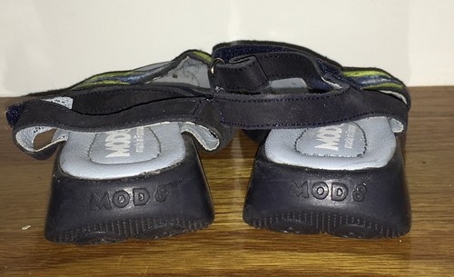 Girls Made in France Mod8 Blue Leather Sandals Floral Embroidery 26 EU - Picture 6 of 7