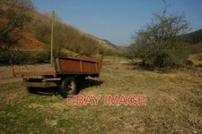 PHOTO  OLD TRAILER IN CYNNANT FAWR VALLEY AN OLD RUSTING SALOP TRAILER IN THE CY