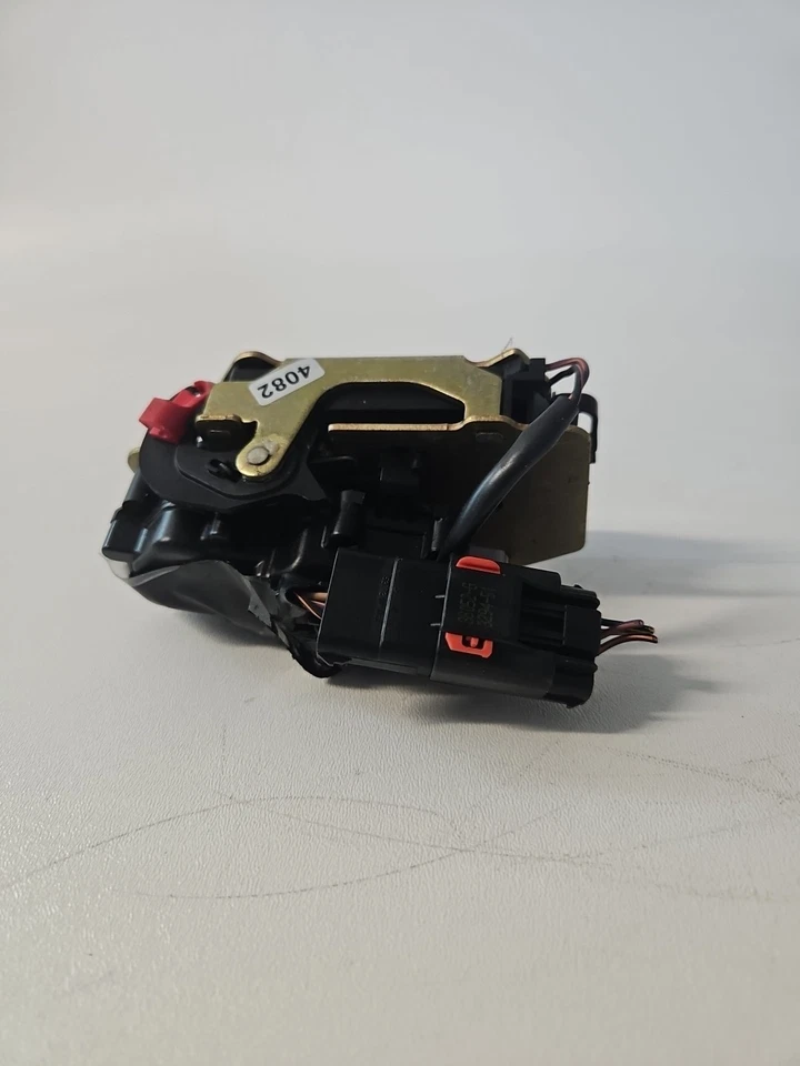 2001-2007 Chrysler Town & Country Rear Trunk Hatch Liftgate Lock Latch Actuator - Image 3 of 4