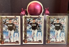 2025 Topps Holiday - Coby Mayo #H118 Holiday Silver Glitter, SP & Base RC Lot